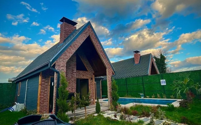 Varuna Bungalov Evleri