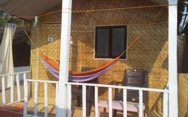 Kashinath Beach Huts