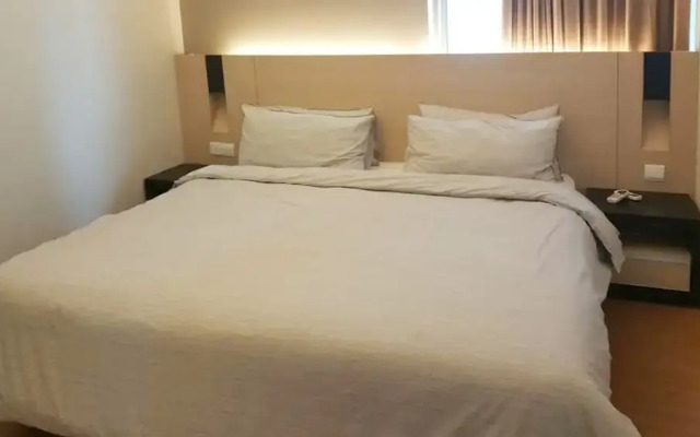 Pearl Suites Swiss Garden Residences