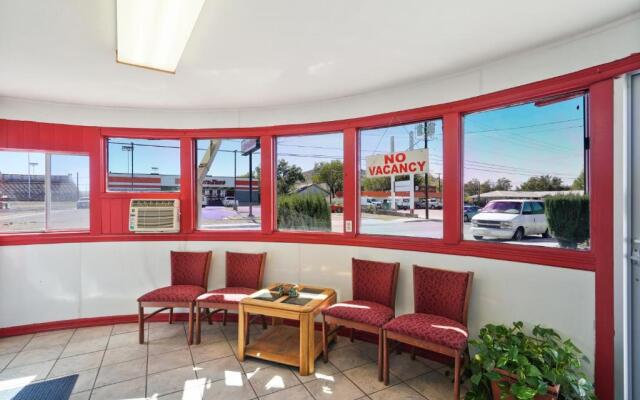 OYO Alpine TX near Big Bend National Park