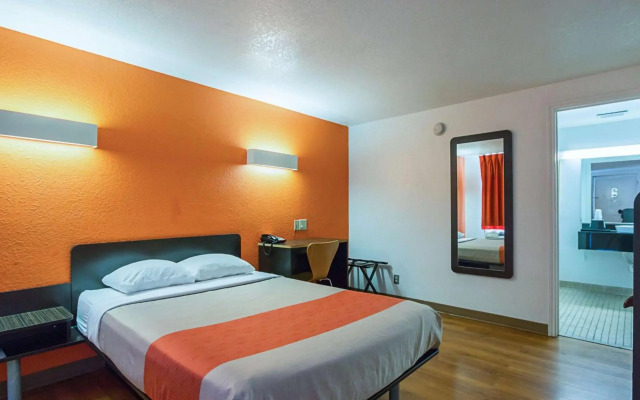 Motel 6 Round Rock, TX