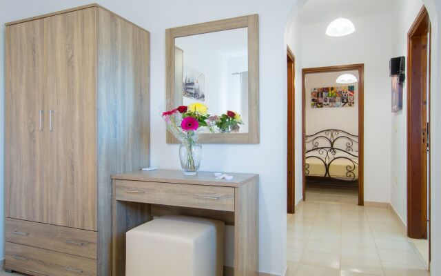 Maroula Studios
