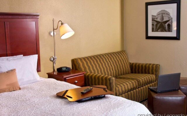 Hampton Inn Austin North @ I - 35 & Hwy 183