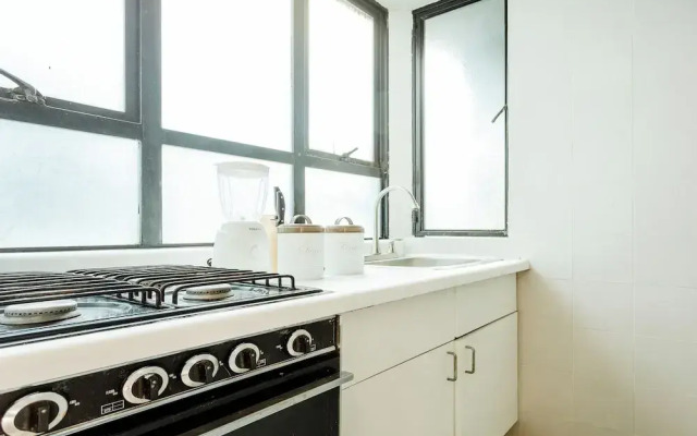 Roma Norte Retreat - 2br, Wifi- Parking- Sleeps 6