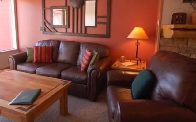 Ridgecrest Condominiums by Pioneer Ridge Management