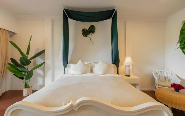 The Cathay Resort & Spa