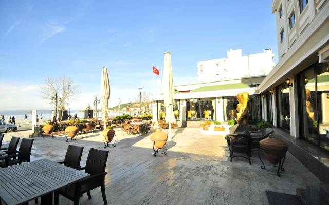 Büyük Truva Oteli