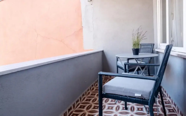 Remarkable Flat in the Heart of Cihangir