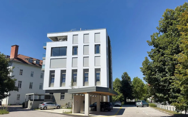 Garden Residence - Premium Alpine View Apartment