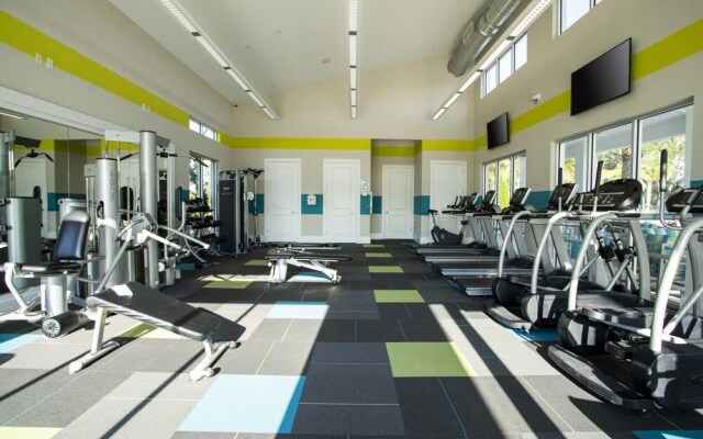 Amazing Large Home Near Parks