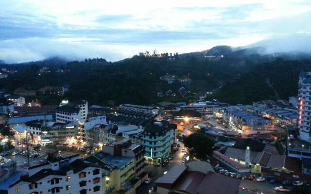 Aaron Apartment at Crown Imperial