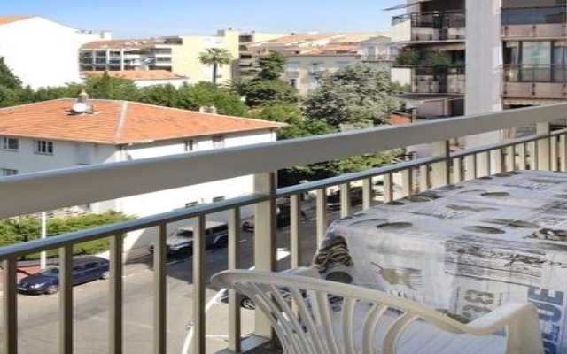 Apartment With one Bedroom in Cannes, With Wonderful City View, Furnis