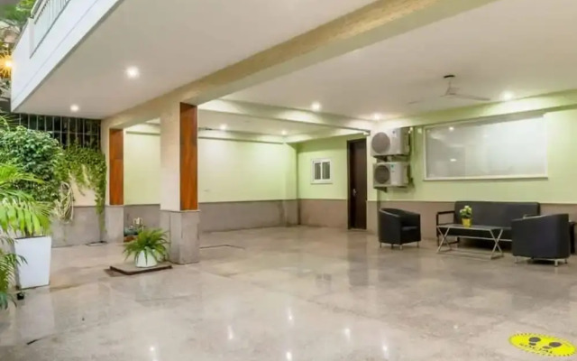 Parfait Street 2bhk Service Apartment Near Fortis