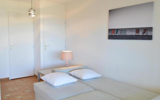 Appartement Golfe Juan, 1 pièce, 2 personnes - FR-1-252-62