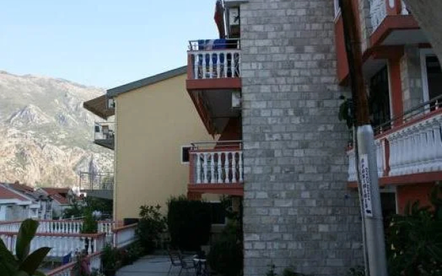 Apartments Simun