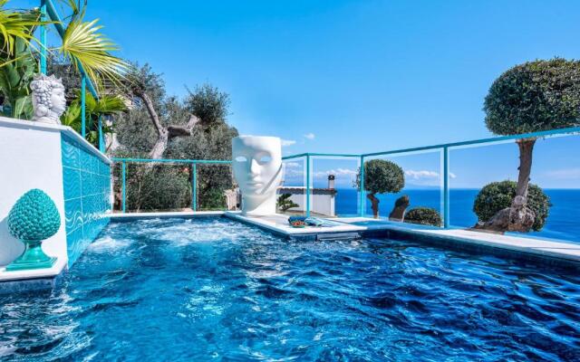 Villa Islamorada - Pool and Sea View