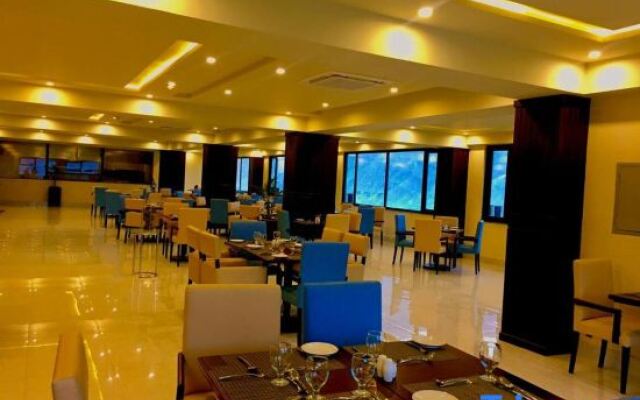 Avari Xpress Gilgit