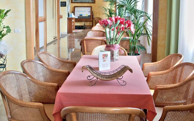 Hotel Alpi