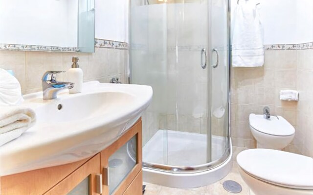 Marbella Beach Centre 2 bedrooms Segovia D