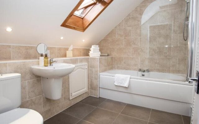 26 The Crescent - Guest House