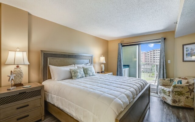 Inlet Reef 213 2 Bedroom Condo by RedAwning