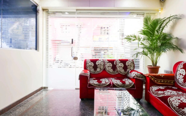 OYO 9253 Champion Comfort