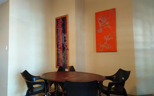 Absolute Beach Front Luxury 2 Bed Apartment