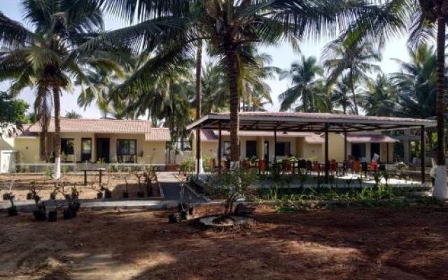 Kapil' Beach Resort
