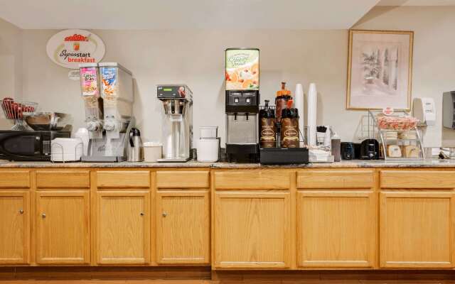 Super 8 by Wyndham Allentown