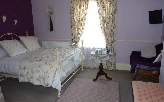 Coast Guest House Accommodation Eastbourne