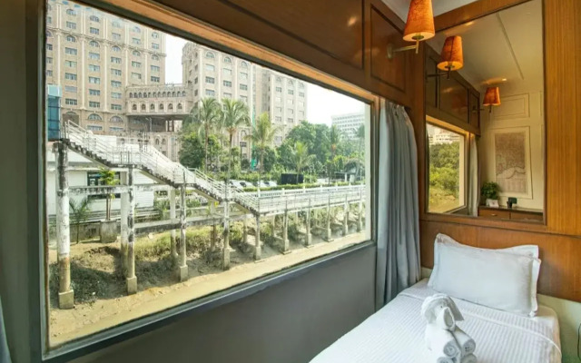 Polo Floatel Kolkata