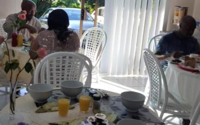 Shelly Beach Lodge