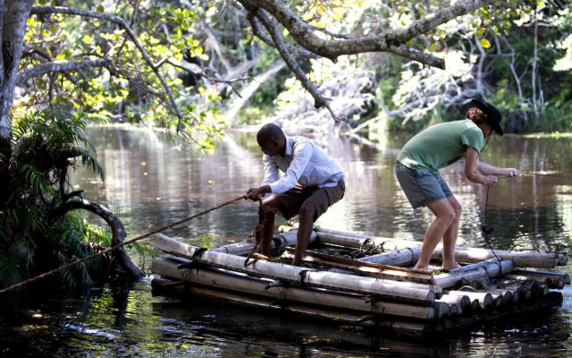 Royal Thonga Safari Lodge
