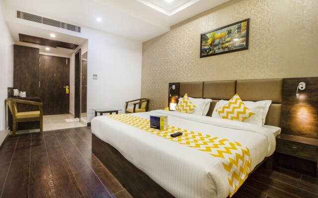 FabHotel SS Grandeur