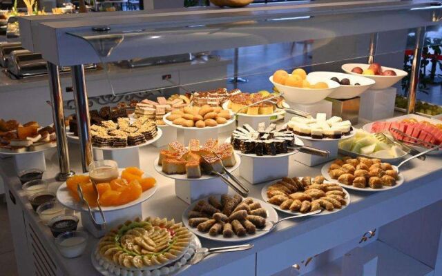 Adora Calma Beach Hotel - Adults Only