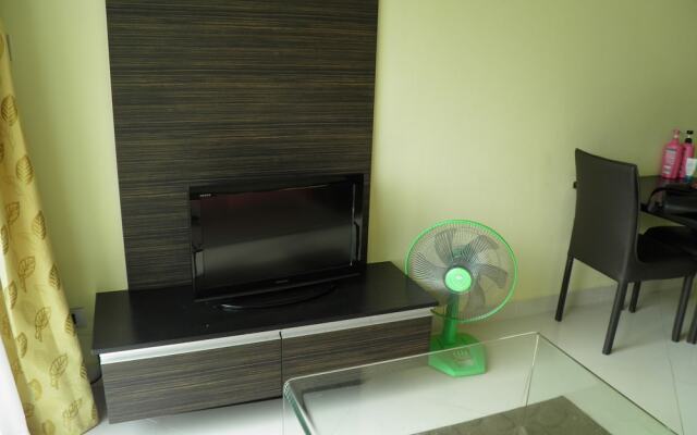 Park Lane 412 By Axiom Group