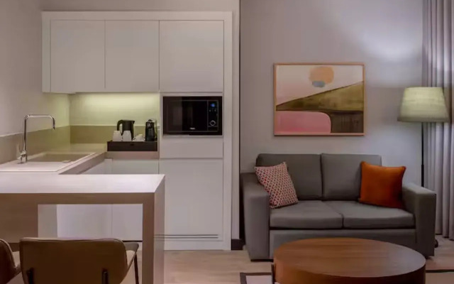 Altunizade Suites Istanbul, Curio Collection by Hilton