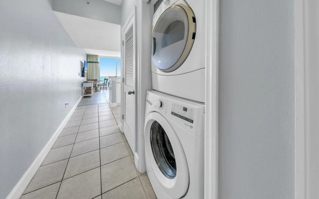 Majestic Beach Towers 1-2314