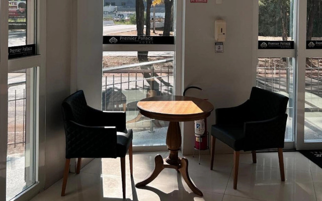 Premier Pallace Hotel