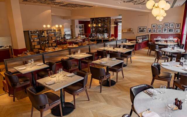 Park Plaza Victoria London