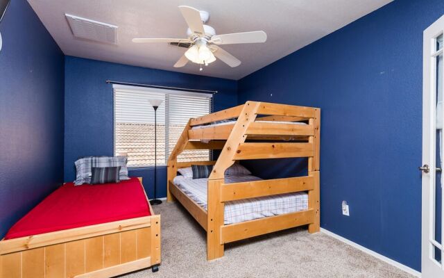 Chandler Oasis - 4 Bedroom by Casago