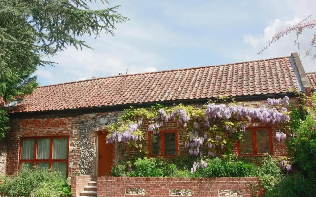 The Street Farm Barn