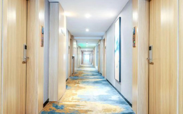 HD Crystal Hotel (Xi'an West Avenue, Yangguang Tiandi)