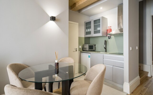 Comendador 1895 Apartments