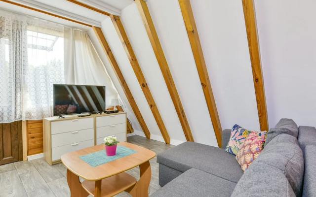 Wooden House in Kolobrzeg Near Sandy Beach