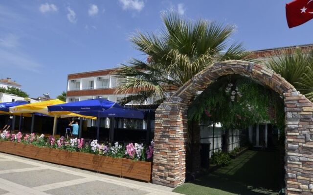 Grand Avsa Beach Hotel