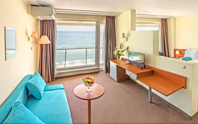 Hotel "Marina"