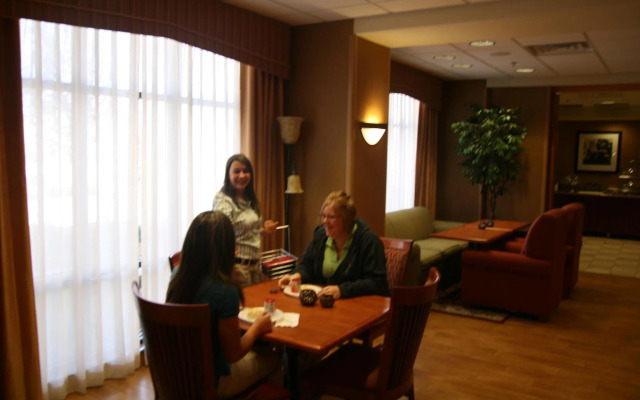 Hampton Inn Garden City