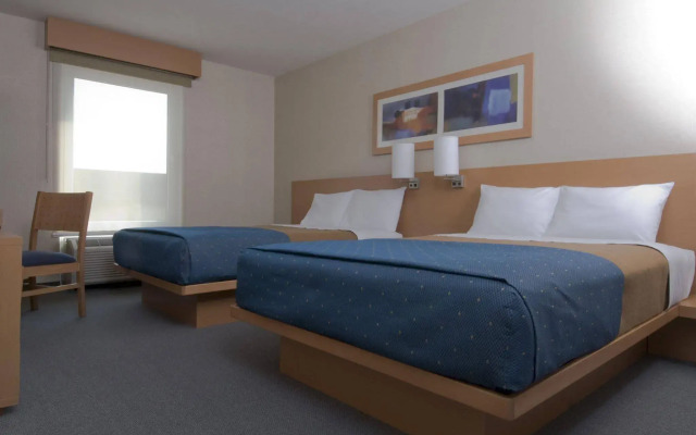 City Express by Marriott Toluca