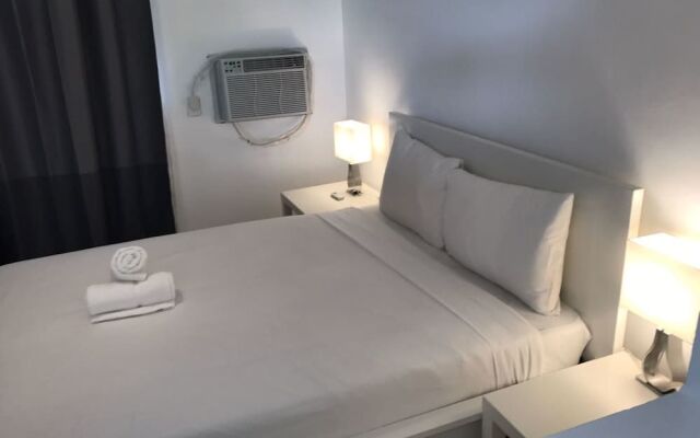 Hallandale Beach Apartments